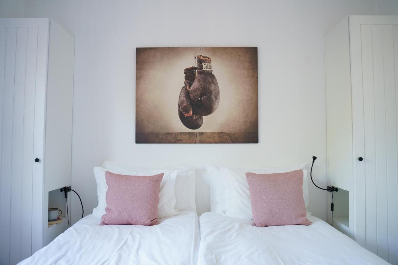Bed and Breakfast Azen Cool House Azenhas do Mar Esterno foto