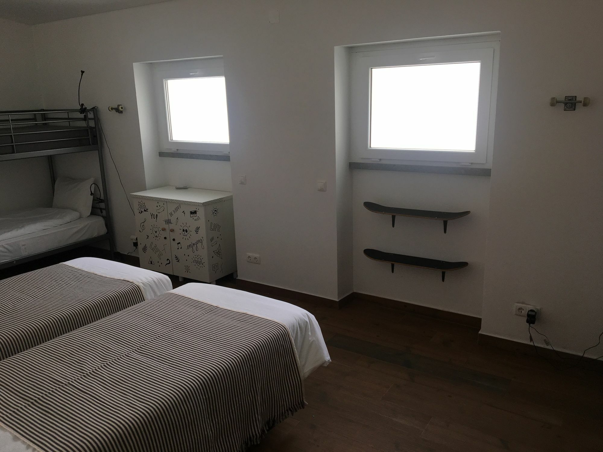 Bed and Breakfast Azen Cool House Azenhas do Mar Esterno foto