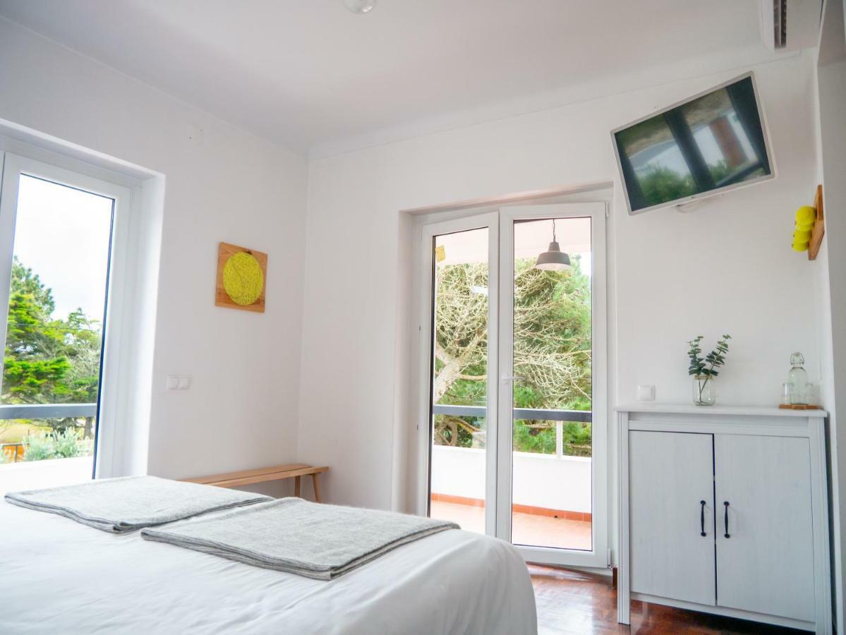 Azen Cool House Bed and Breakfast Sintra Esterno foto